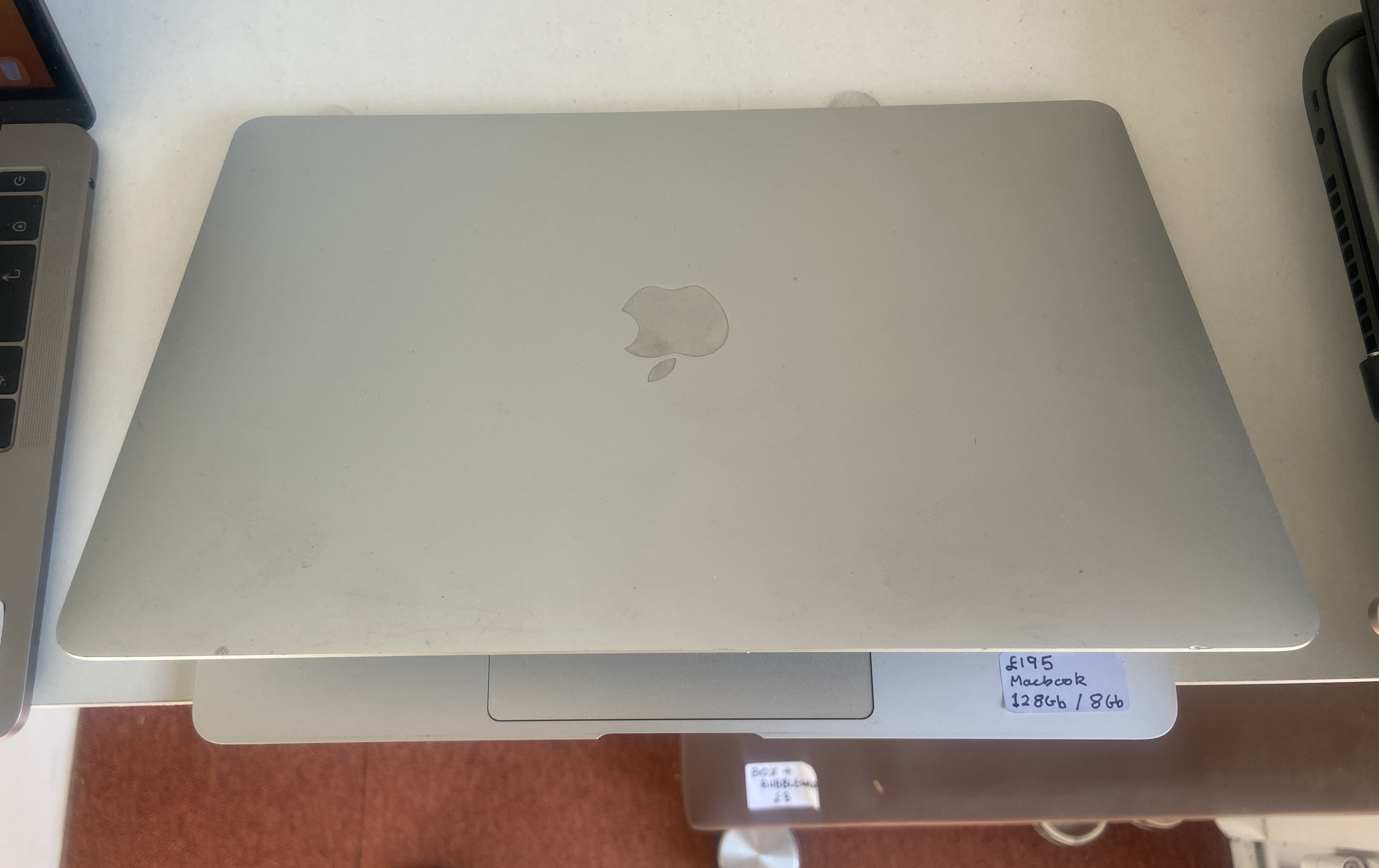 Macbook Air photo